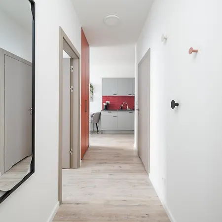 Aleja Krakowska Stylish Apartment